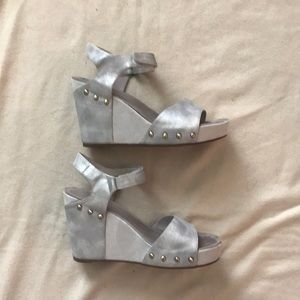 Gorgeous Imported Antelope Silver Wedges size 38